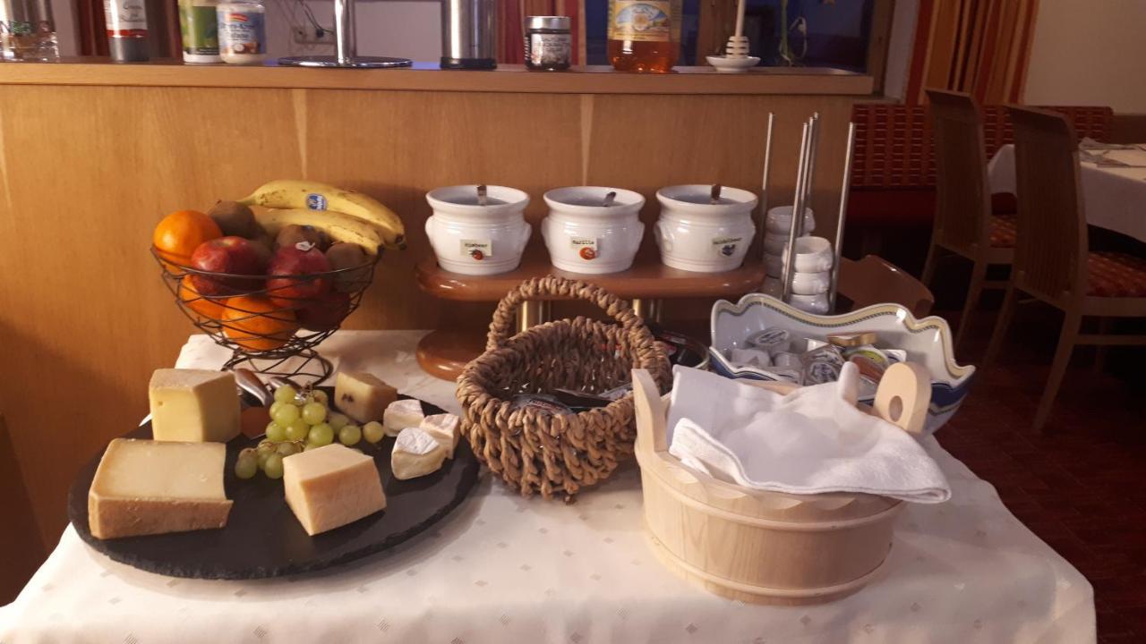 Hotel Garni Viktoria Sankt Anton am Arlberg Luaran gambar