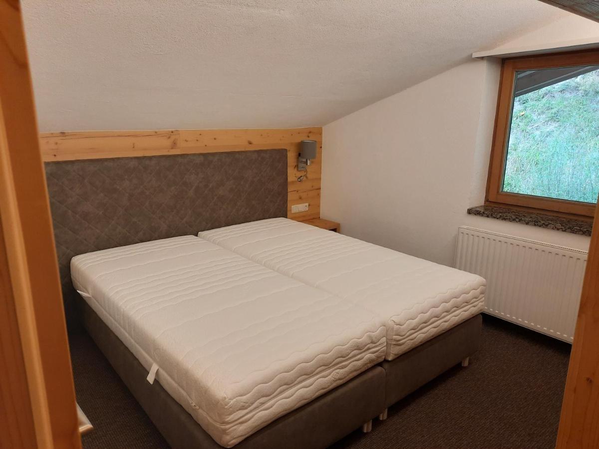 Hotel Garni Viktoria Sankt Anton am Arlberg Luaran gambar